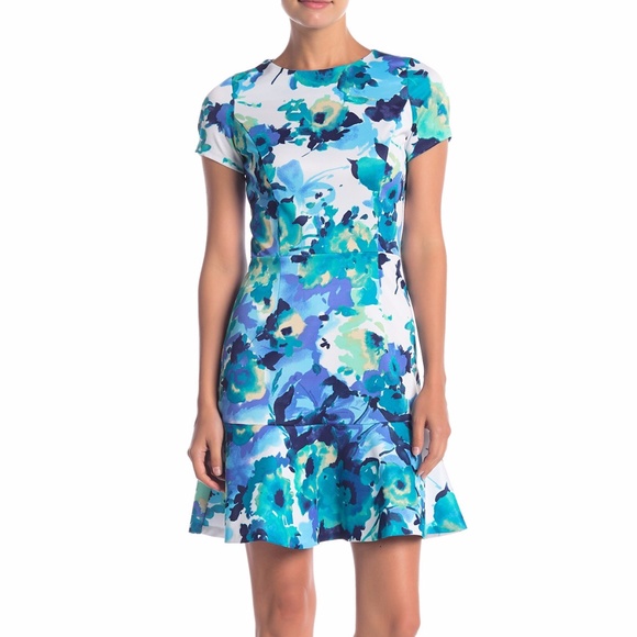 love...ady Dresses & Skirts - NWOT Love...Ady Floral Cap Sleeve Flounce Dress M